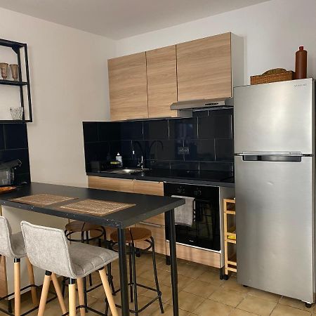 Confortable T2 Avec Jardin Amenage Лезиньян-Корбьер Экстерьер фото