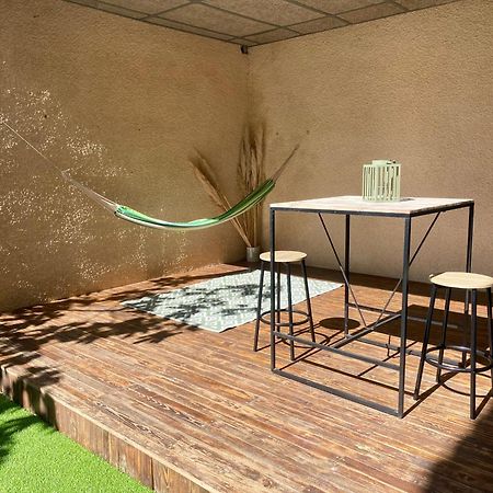 Confortable T2 Avec Jardin Amenage Лезиньян-Корбьер Экстерьер фото