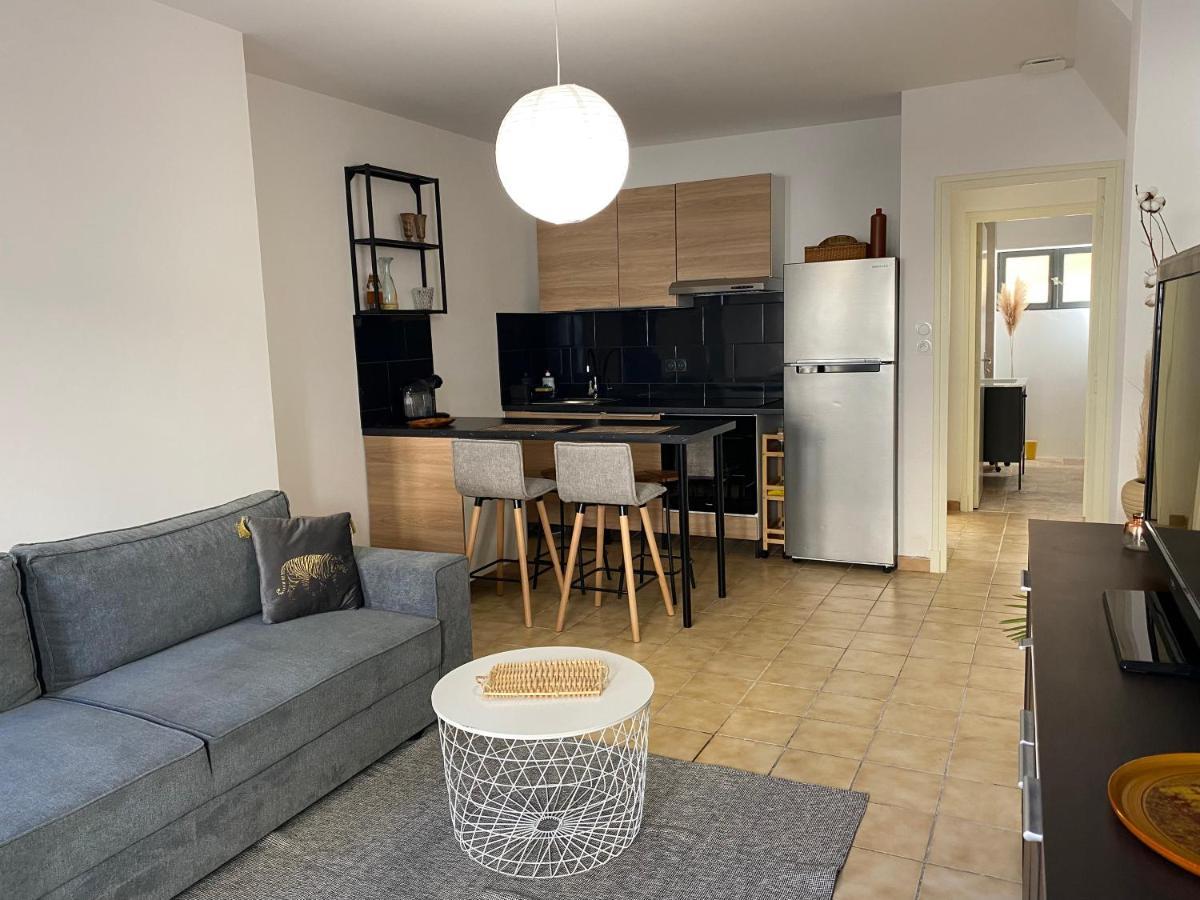 Confortable T2 Avec Jardin Amenage Лезиньян-Корбьер Экстерьер фото