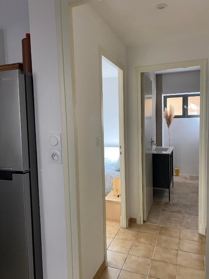 Confortable T2 Avec Jardin Amenage Лезиньян-Корбьер Экстерьер фото